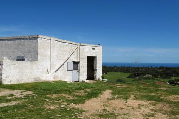 MASSERIA, STABLES AND DEPOSITS IN OSTUNI, APULIA